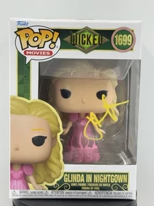 Funko Pop #1699 Jon M Chu Firmado Glinda en Camisón Mecho Autógrafo Certificado de Autenticidad SD60626 - Imagen 1 de 9