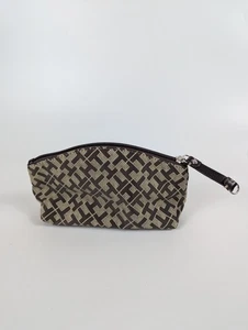 Tommy Hilfiger TH Monogram Zippered Makeup Bag EUC 8x4" - Picture 1 of 4