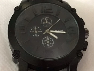 Титановые кварцевые часы хронограф новый аккумулятор работает хорошо отличный силиконовый ремешок изящный! - Изображение 1 из 4