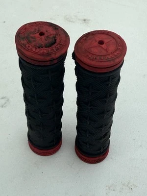 Juegos de 2 empuñaduras Schwinn BMX Midschool Foto 1 de 4