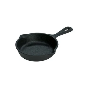 Lodge Cast Iron Skillet Round with Handle 8cm - Picture 1 of 3
