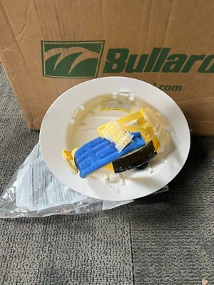 BOX OF 10 BULLARD Hard Hat 33WHR White CLASSIC FULL BRIM WHITE 6PT - Image 1 of 4