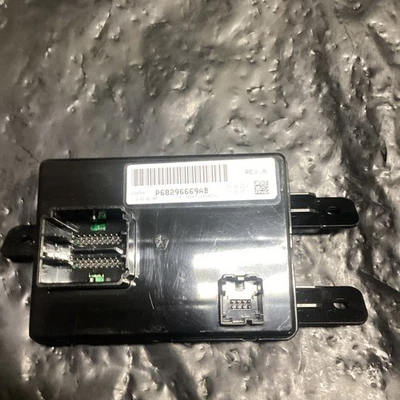 2017 2018 Jeep Cherokee Genuine Mopar A/C AND HEATER - MODULE | Mopar 68296669AB - Image 1 of 4