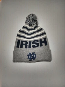 Gorro Notre Dame Fighting Irish Top of the World tejido con pompón adulto - Imagen 1 de 6