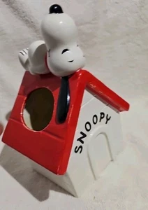 Vintage Snoopy Sleeping Dog House Ceramic Figurine 6” - Picture 1 of 5