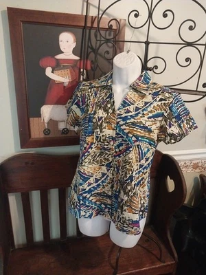 ERIKA BLUSA MANGA CORTA LAVABLE COLORIDA CAMISA GEOMÉTRICA MUJER PS PETITE Foto 1 de 4