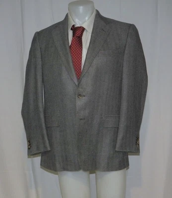 Ermenegildo Zegna Su Misura Cashmere Blend Gray Herringbone Sport Coat 40S - Image 1 of 4