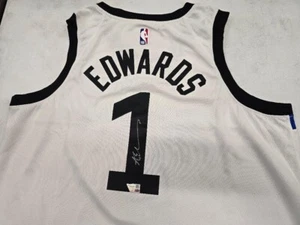 Camiseta deportiva de baloncesto Timberwolves firmada por Anthony Edwards Auto City Connect fanáticos - Imagen 1 de 8
