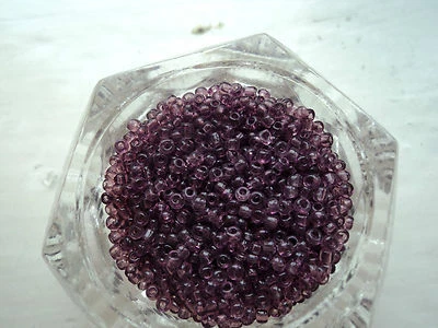75 grams 1 - 2mm SIZE 8/0 PURPLE PLUM GLASS SEED BEADS 75G - Image 1 of 2