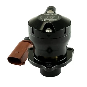 Turbosmart Kompact Dual Port BOV Dump Valve VR1 VW Golf R GTI Audi S3 RS3 TTRS - Picture 1 of 6