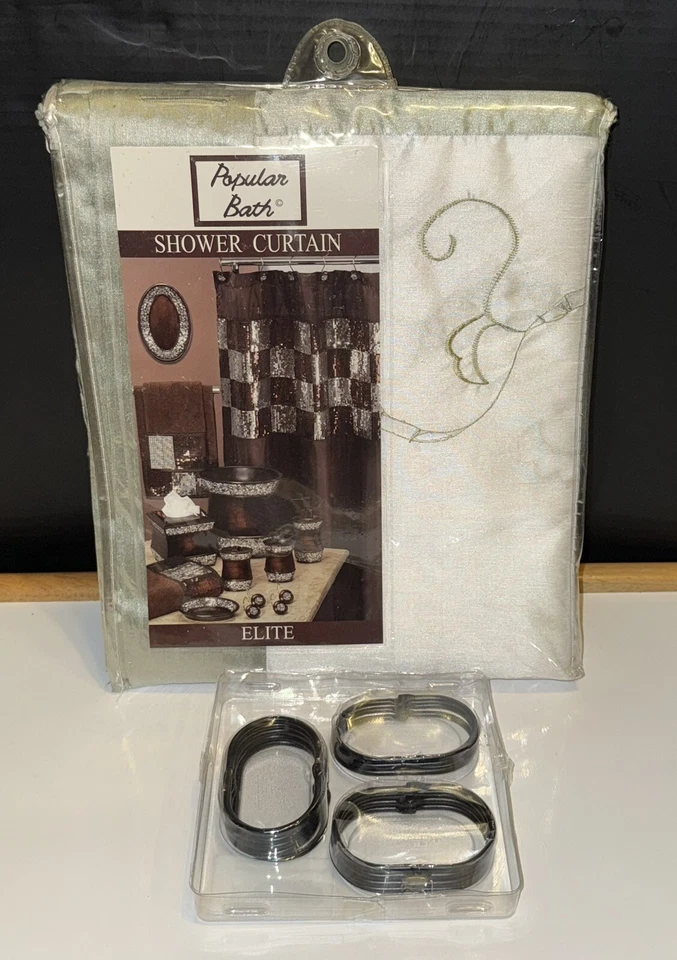 Popular Cortina de Ducha Bath Elite - Verde/Blanco 70W x 72L y 12 Ganchos Foto 1 de 4