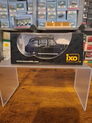 IXO Escala 1/43 - CL C022 AUSTIN FX4 LONDRES TÁXI - Imagem 1 de 4