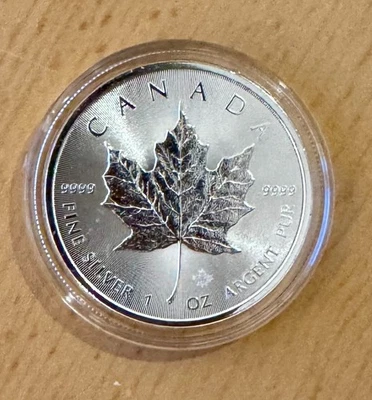 1 oz Silbermünze (Anlagemünze / Boullion) Queen Elizabeth II 2017 Maple Leaf - Bild 1 von 2