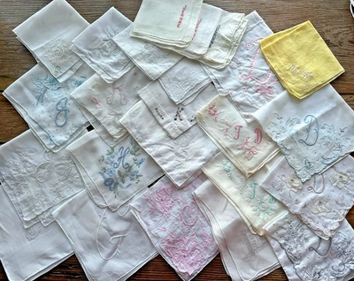 A+ Lote De Colección 5 Pañuelos de Lino Blanco Madeira Bordados Boda Novia Flores Foto 1 de 4