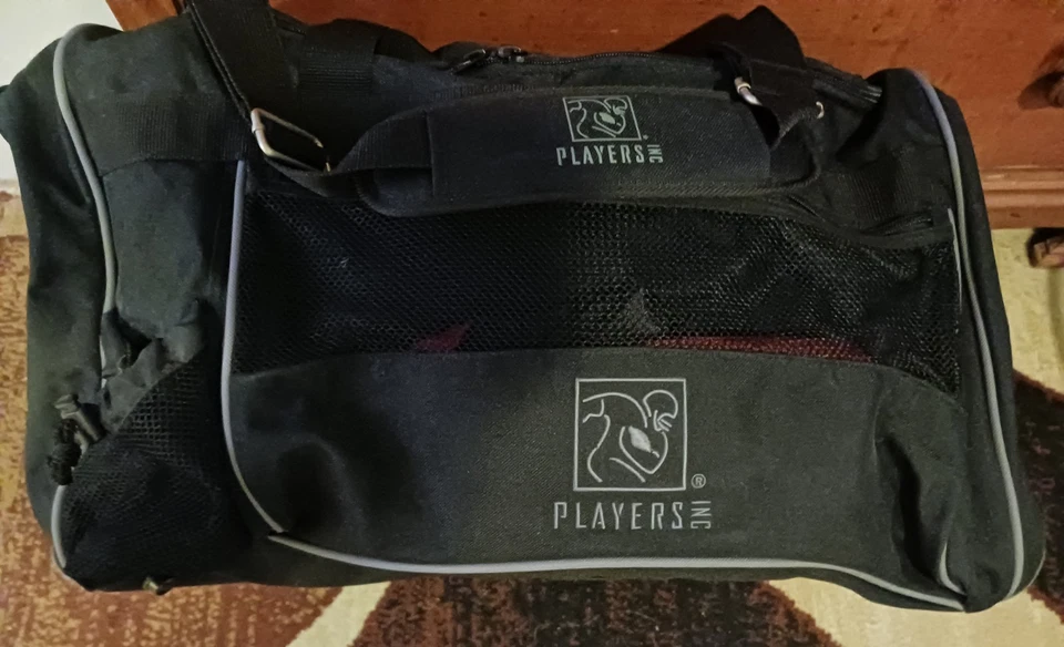 REEBOK NFL PLayers Association bolsa de viagem usada aposentada, mochila, adesivo para ex-alunos - Imagem 1 de 4