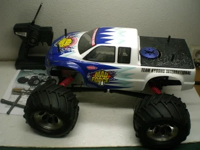 Kyosho Mad Force Monstertruck 4 WD Nitro Neuwertig - Bild 1 von 4
