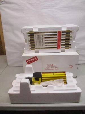 Danbury Mint 1928 Coca Cola Delivery Truck - Image 1 of 4