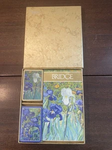 Juego de Regalo de Cartas de Juego Caspari Bridge - Iris Floral 2 Barajas Almohadillas de Puntuación NUEVO - Imagen 1 de 7