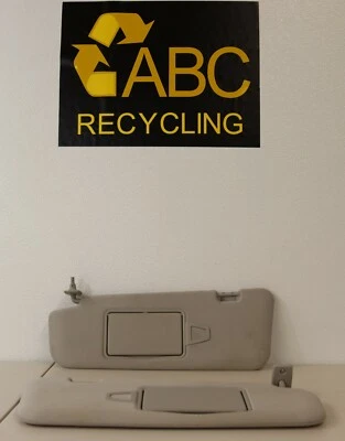 2007-2011 Mercedes-Benz CLS 550 Sun Visor Set Passenger Driver's Side OEM  - Image 1 of 4