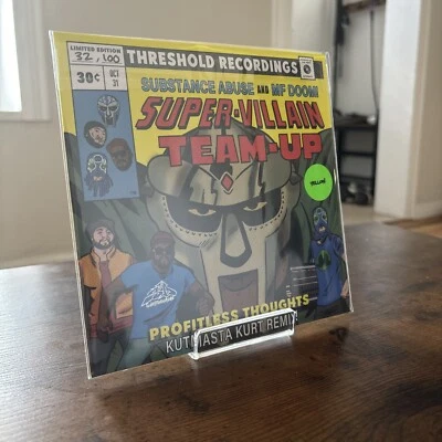 MF Doom & Substance Abuse ‘Super-Villain Team-Up’ Yellow 7" Vinyl 32/100 Foto 1 de 4