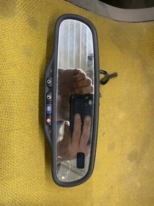 Chevrolet Malibu Pontiac G6 Rear View Mirror w/Auto Dim & Onstar OEM - Picture 1 of 4
