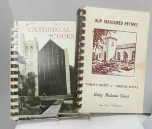 2 Great Cookbooks Treasured Recipes and Cathedral Cooks - Foto 1 di 1