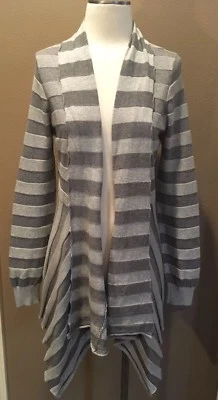 Suéter Cárdigan Charlotte Tarantola L Gris Rayas Lux con Codos de Lentejuelas Foto 1 de 4