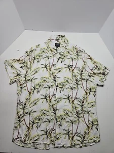 GUESS Men’s Short Sleeves Button-Up Hawaiian Camp Shirt Floral Palms Print XL - Picture 1 of 8