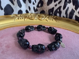 Tarina Tarantino Vintage Lucite Black Skull Burgundy Swarovski Crystal Bracelet - Picture 1 of 6