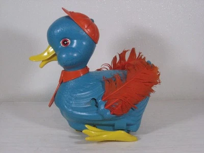 VINTAGE  REMCO TRICKY DOODLE DUCK BATTERY OPERATED TOY "LOOK" - Image 1 of 4