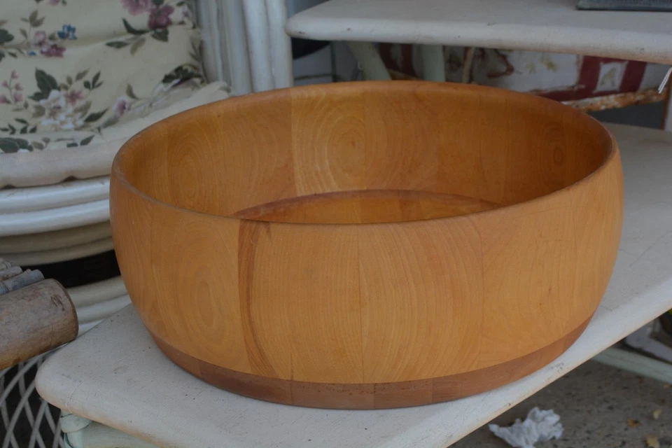 Williams Sonoma ~ John Mcloud Vermont ~ Tigela de salada profunda redonda de madeira dourada 14" - Imagem 1 de 1