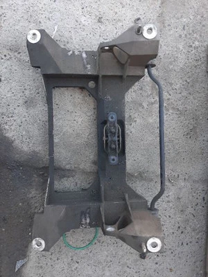 Chevrolet Corvette 98-04 Crossmember/K-Frame 10317602 Foto 1 de 4