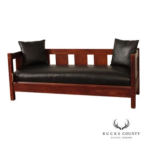 L. & J.G. Stickley Antique Mission Oak and Leather Even-Arm Settle Sofa - Picture 1 of 16
