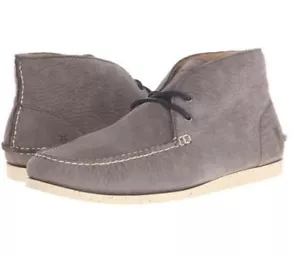 Scarpe stivaletti mocassino nuovi Frye uomo US 10,5 Mason Chukka grigio pelle nabuk - Foto 1 di 8