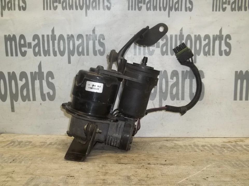 Bomba de aire compresor de suspensión Cadillac Catera 97-01 22153583 con soporte Foto 1 de 4