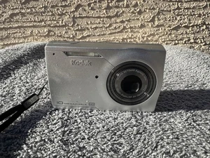Kodak EasyShare M1093 IS 10.1MP Digital Camera - Silver - Picture 1 of 5