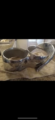 Pontiac Catalina Bonniville 1965-66 / Starchief. BISEL FARO DERECHO Foto 1 de 3