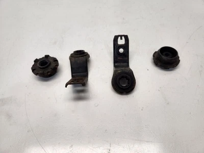 Крепления радиатора 2009 Pontiac Vibe (2,4 л / полный привод) - Изображение 1 из 4