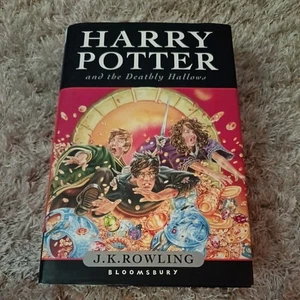 Harry Potter and the Deathly Hallows UK Version by J.K. Rowling 2007 1st Edition - Picture 1 of 10