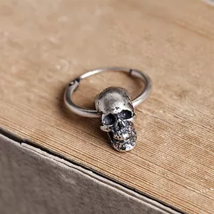 Pendiente colgante de aro de motociclista esqueleto calavera 925 para hombre A1344 - Imagen 1 de 5
