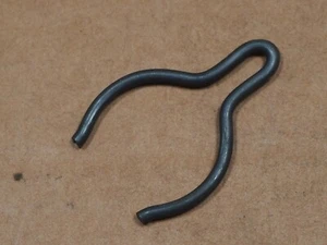 YAMAHA NOS -1228- CLIP ( 4X7) 90468-29114 XV700/750 xv920 VIRAGO - Imagen 1 de 3