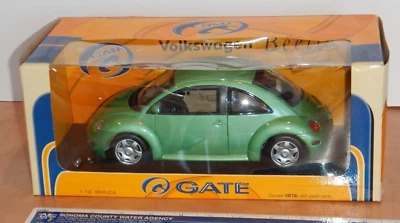 GATE - VOLKSWAGEN BEETLE, 1/18 SCALE, VW BUG, NOS - Image 1 of 4