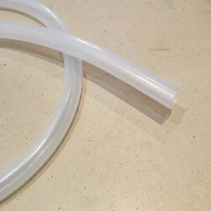2m x Translucent Silicone Rubber Tubing  2 mm ID 4 mm OD - Picture 1 of 1