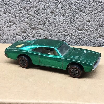 Dodge Charger Hot Wheels Redlines 1968 verde personalizado con interior blanco Redline Foto 1 de 4