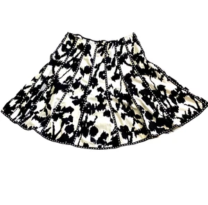 CAbi Sz 8 Dashing Skirt #937 Flare/Tulip/Swing 100% Cotton Black & White 176A - Picture 1 of 8