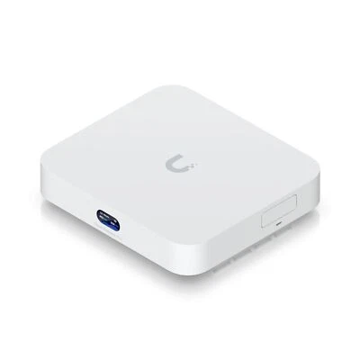 UCG-Max Ubiquiti UniFi Cloud Gateway Max - Image 1 of 4