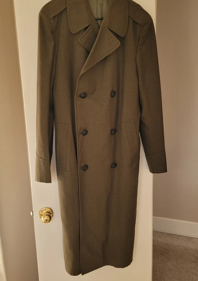 美国军人大衣 40L Trench Coat Pembroke 100% 羊毛 Serge 绿色 二手状况完好 — 第 1/4 张图片