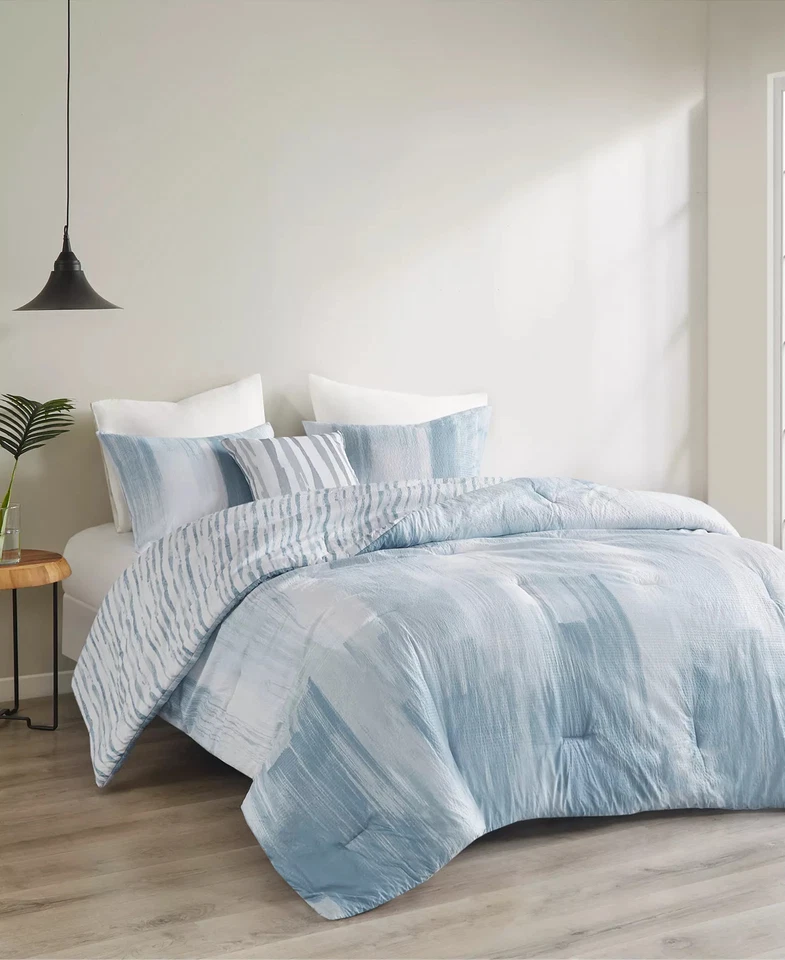N Natori Brush Stroke Reversible Seersucker 4 PC. Full/Queen Comforter Set Blue - Image 1 of 4