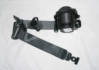 Retractor de asiento del conductor izquierdo usado OEM #94542526 Chevy Sonic Foto 1 de 2