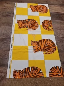 Tela mod de colección Schumacher Carlton Varney “Fat Cat” difícil de encontrar - Imagen 1 de 5